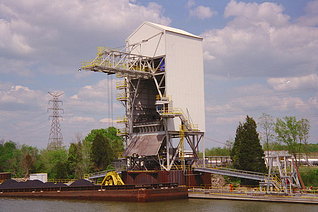 Grab Bucket Barge Unloader